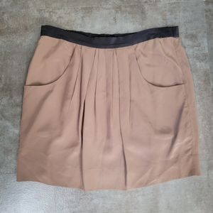 BCBGMaxazria 100% Silk Sheath Skirt Beige Tan Women’s Size 0 Pockets